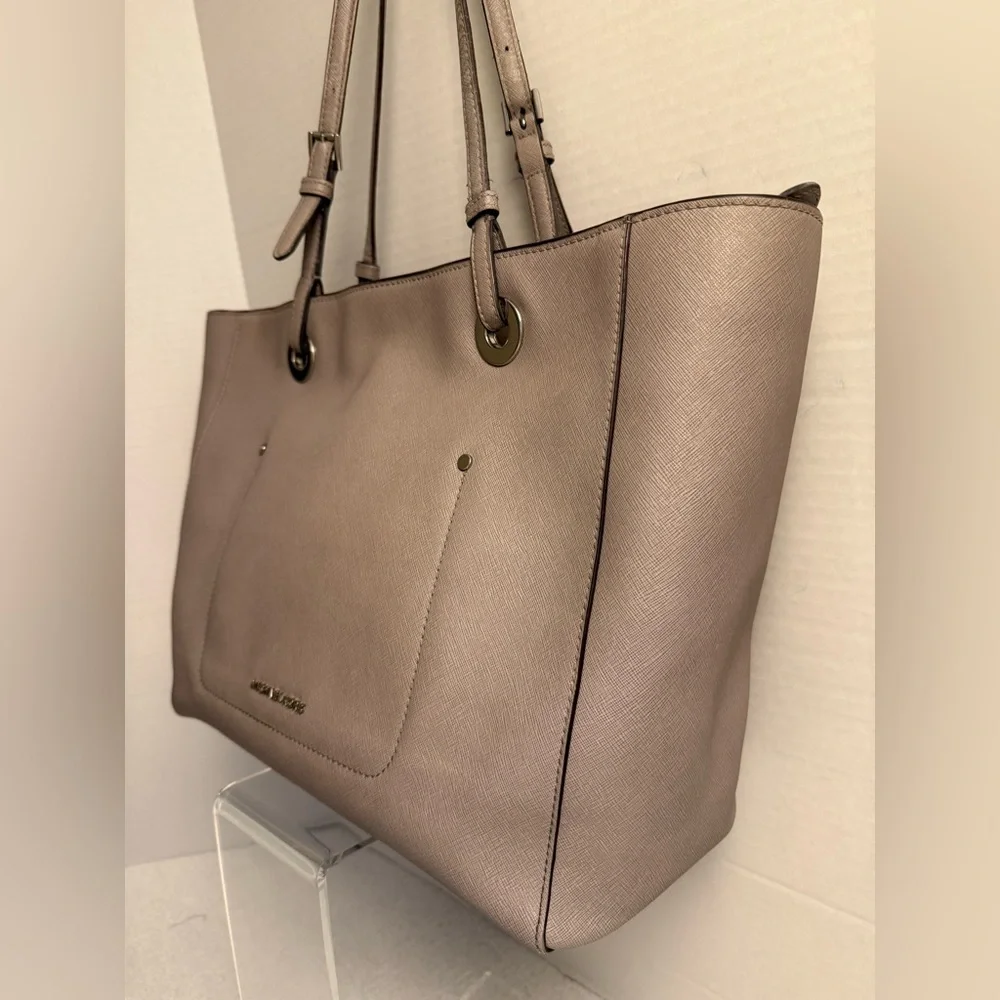 Michael Kors Saffiano Leather Shoulder Tote | Zip Top | Neutral Taupe